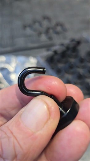 Why These STRONG Magnetic Hooks Will Work Perfectly For Hanging Lights Without Holes