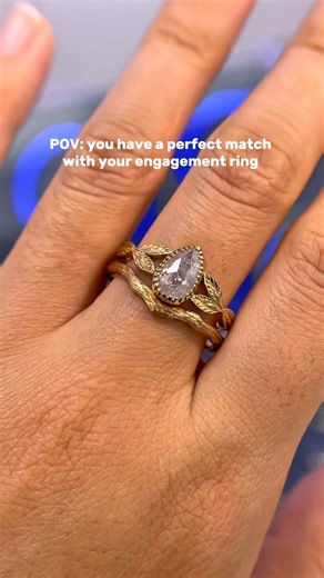 Here you can see our best-selling and new chevron bands, which are now available on our website💙