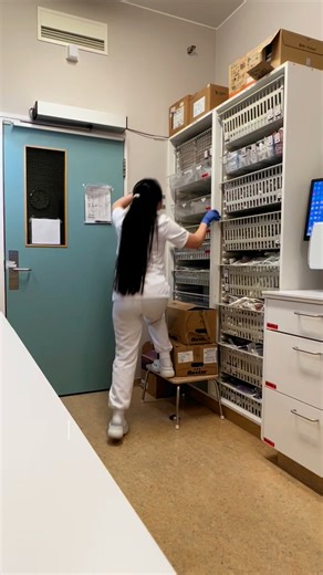 90K views · 557 reactions | Just an ordinary asian petite nurse who thinks she’s 6 ft tall ‘cause why not?? #nursecleiiniceland #NurseLife #nursehumor #nurseproblems #asian #nurses | Nurse Clei in Iceland | Facebook