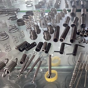 [Hot Item] 2.0mm 6axes CNC Compression Spring Coiling Machine