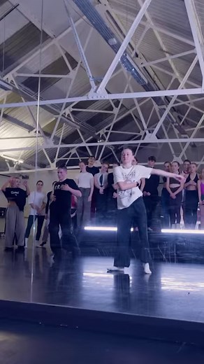 22K views · 405 reactions | FULL OUT l Dane Bates choreography #danebateschoreography #danebatesmasterclasses #danebatescollective#danebates#danebatesapparel #dance #dancer #danceuk #dancefam #ballet #jazz #contemporary #lyrical #fitness #inspiration #fitnessmotivation #choreographerg #dancersofinstagram #dancefam #explorepage #trainwithdane #reels | Dane Bates | Facebook