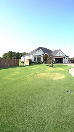 Second hint. Can anybody guess what I’m doing? #lawnart