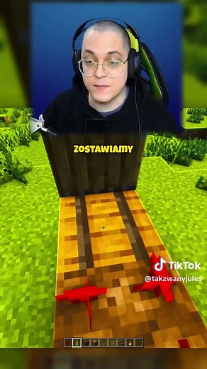 Marzysz o klimatycznym kąciku do mikstur? ⚗️ Przestań stawiać statyw na ziemi! Oto trick, które zmienią Twój stół alchemiczny w prawdziwe laboratorium maga #minecraft #minecraftbuilds #minecrafttutorial #minecraftdesign #gaming