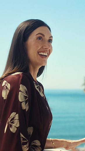 Let the holiday continue. When you fly Emirates, your holiday isn’t over until your flight is over. Make your flight a highlight of your trip. | Emirates