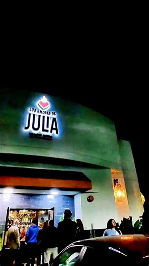 Los Amores de Julia: una experiencia que no te esperas. 8800 Washington Blvd, Pico Rivera, CA 90660 #california #picorivera #hiddengems #foodies #restaurant | Remy Martyn
