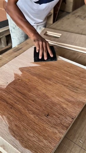 gluing plywood to HPL #woodworking #hardcase #tutorials