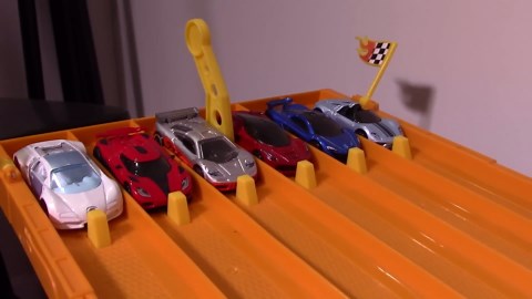 Veneno vs the Best: Lamborghini Takes on Porsche, McLaren, Ferrari & More in a Speed War!