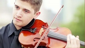 Expensive violin stolen from musician in Montrose area