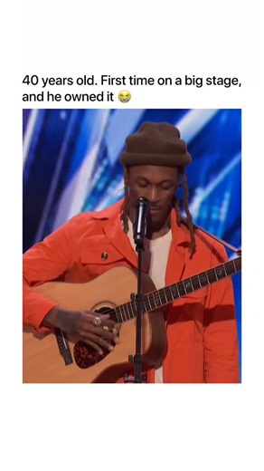 Pure emotion, raw talent—Chuck Adams takes “Iris” to new heights and wins every heart in the room on America’s Got Talent ❤️ Chuck Adams delivers an unforgettable cover of “Iris” by Goo Goo Dolls on #AGT’s 20th season, winning four yeses and a standing ovation! At 40, Chuck shows heart, soulful vocals, and raw emotion—making every moment count on the iconic America's Got Talent stage. From overcoming past setbacks to finally living his musical dream backed by his mom’s support, Chuck’s journey i