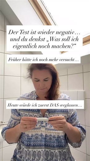 Der Test ist wieder negativ… und dein Kopf geht sofort los. War ja klar. Warum klappt es bei mir nicht? Was soll ich jetzt noch machen? Ich halte das langsam nicht mehr aus… Genau so ging es mir lange. Ich habe jedes Körperzeichen beobachtet, jedes Ziehen interpretiert, jeden Zyklus auseinander genommen, ständig gegoogelt, nach neuen Tipps gesucht und nach dem nächsten Strohhalm gegriffen - immer mit diesem Gefühl: Ich darf bloß nichts verpassen. Und gleichzeitig lief im Hintergrund immer dieser