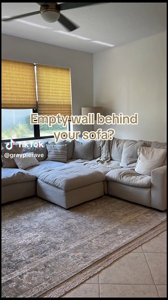 Creative Ideas for Decorating an Empty Wall Behind Your Sofa
