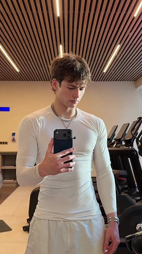Calisthenics: Newton? I Don't Know — BachBuquen Moves