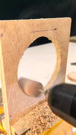 114K views · 499 reactions | How to Cut a Circle Using a Drill Machine #tricks #carpentry #craft #tips #woodworking #post | GS DIY MAKER | Facebook
