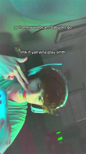 lmk if ur down to play smth w me #fyp #geometrydash #roblox #dahood #viral