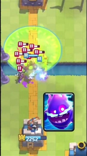 goblin laryy god meme #clashroyale #goblin #laryy