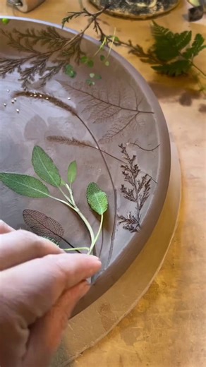 Making ceramic art with nature