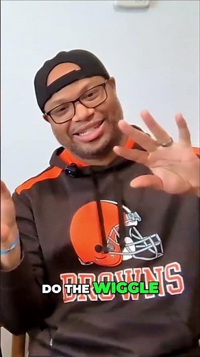 Hilarious Bloopers & Wiggle Dance: DannyGo