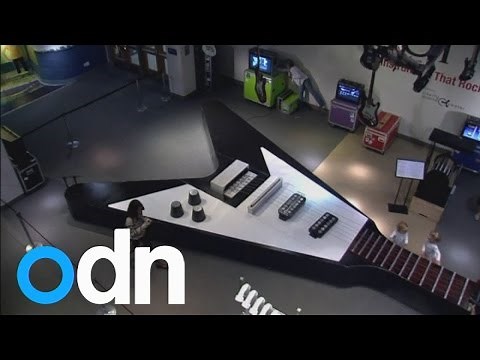 World's largest guitar goes on display in America