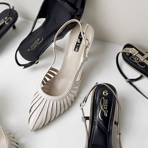 88K views · 1.3K reactions | Office shoes for All-day comfort! Work hard, stay comfy.  From meetings to after-hours, our office shoes keep you stylish AND comfortable—because why not have both? #Legit #LoveItLegit #LegitFashion | LEGiT Fashion | Facebook