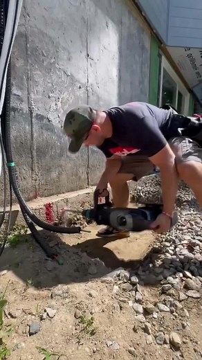 Installing an AC Unit: Pro Tips and Techniques