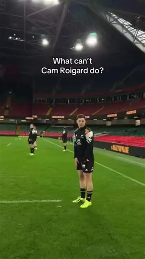What can't Cam Roigard do?😍