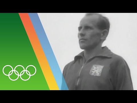 Emil Zátopek's long distance treble at Helsinki 1952 | Epic Olympic Moments