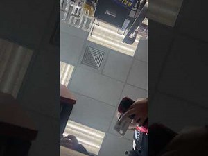 Using the self checkout kiosk at CVS (start to finish)