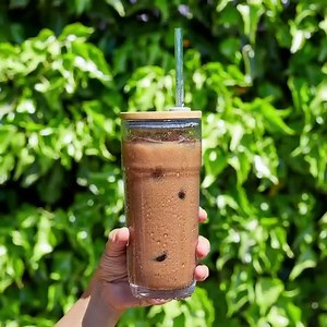 Healthy breakfast shake time! Ang saraaaap ng dutch chocolate, favorite ng kids namin! Try it to enjoy a healthy balance meal every day! . . . #healthymenu #healthyeating #healthyfoodrecipes #healthyfood #healthyideas #healthyhabits #healthyfoodhacks #healthybreakfast #smoothies #fatlosshelp #fatlosstips #loseweight #liveclean #healthylifestyle | Wellness & Lifestyle | Facebook