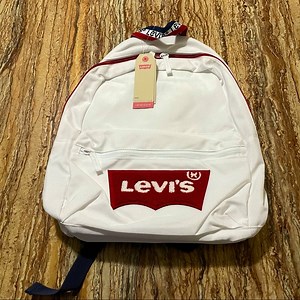 Levi’s Backpack White Red Batwing Levi’s Logo