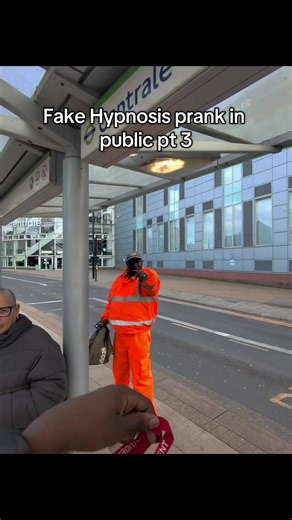 Hilarious Fake Hypnosis Prank in Public