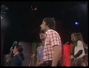 85K views · 4.3K reactions |  Mocedades Eres Tú 1973 | Chavo RucosMúsica | Facebook