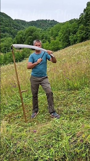Old Scythe Cuts Like BUTTER 🌾