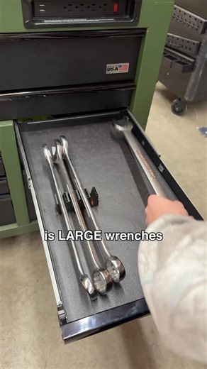 ToolBox Widget on Instagram: "Is it possible to organize large wrenches in a 2” drawer? 🚨 LARGE ANGLED WRENCH ORGANIZERS. Now available. - @toolbox_widget Professional Toolbox Organization | Sockets, Wrenches & Full Drawer Systems If your toolbox is unorganized, you’re leaving money on the table. Mechanics who organize their tools don’t just look more professional, they finish jobs faster, bill more hours, and stop wasting time searching for lost sockets. Toolbox Widget is designed for mechanic