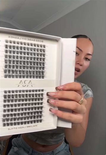 Lash Extension Application Techniques by Ashleigh Rose