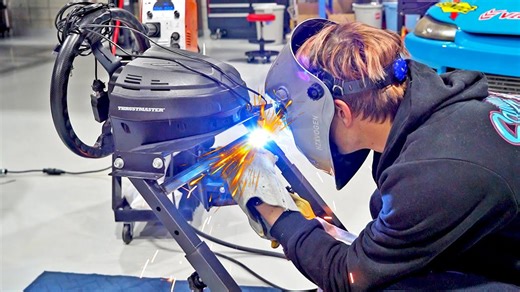 Bulding a Budget Racing Simulator!