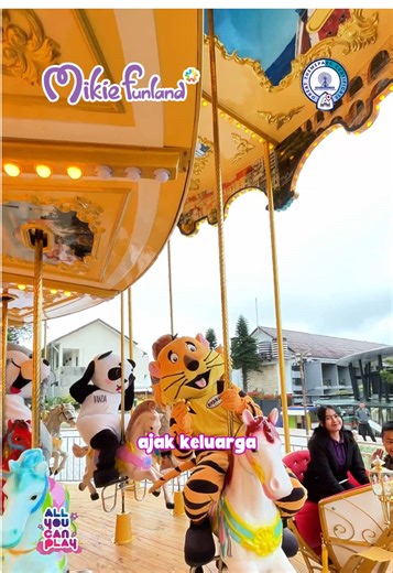 ROYAL PARADE: Wahana Komedi Putar di Mikie Funland