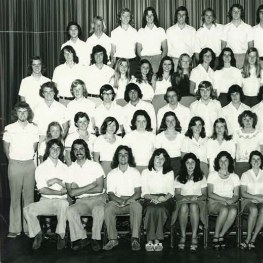 🎉 Reunion – Class of 1975 🎓 50 years since the very first cohort graduated from Sylvania High School! A wonderful reunion sharing many fun memories! #SylvaniaHighSchool #ClassOf1975 #50YearReunion #SHSAlumni #ThenAndNow #GoldenReunion #ForeverYoung #shs2025 #lovewhereyoulearn NSW Department of Education | Sylvania High School