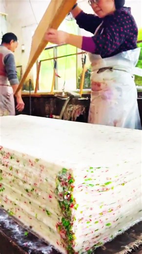 🌿 Handmade Natural Paper Making 📜