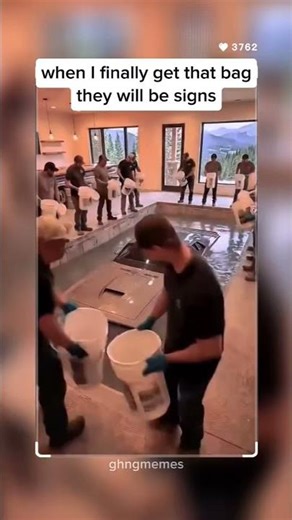 They will be signs #car #shorts