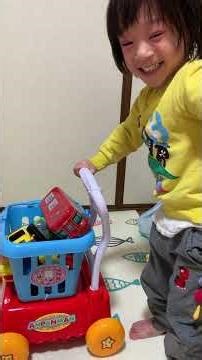 【脳性麻痺】髪を切る最後の日#脳性麻痺 #低出生体重児 #gcu #nicu #発達障害 #発達ゆっくりさん #発達障害子育て #子育て #療育手帳〇B #療育 #中度知的障害