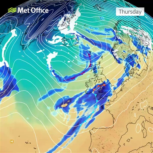 The coming together of warm from the south and cold air from the north will bring further weather fronts across the UK this week, with drier and brighter interludes 🌧️⛅ It will be rather mild mid week, but temperatures will return much nearer to average by the weekend 🌡️ | Met Office
