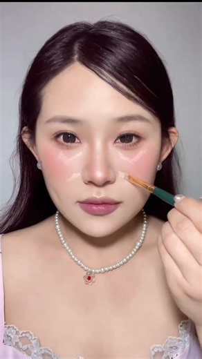 5V Makeup Magic: Transform Your Look with Evil Repair & Brightening Techniques