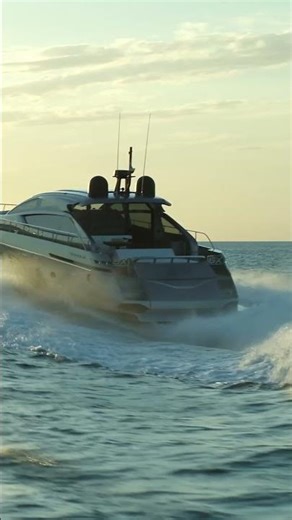 Luxury Yachts - Pershing 6X, when speed speaks - Ferretti Group