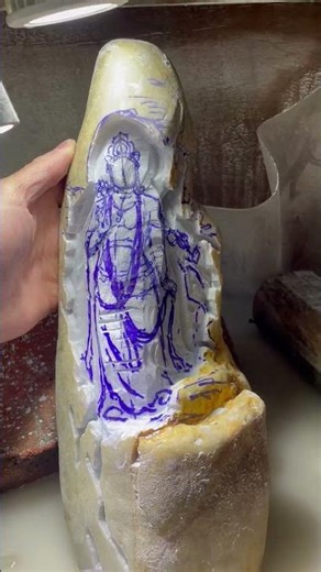 Buddha statue carving process #jade #GuojieJade #jadeiterawstone #Myanmarjade