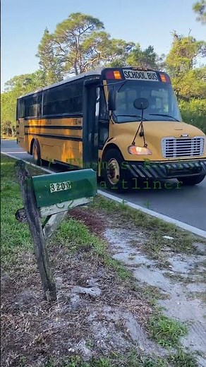 2007 Thomas Built Buses Saftliner C2 Part 4