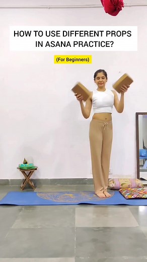 Do you use props during your practice? If not you should! Lemme tell you why. 🪴One of the most important parts of yoga is practicing good alignment. Often, when a pose is uncomfortable, we tend to compensate by using stronger muscles to cover the weaker ones, compromising alignment and causing several misalignments. Using a block, or another prop, to assist you in maintaining proper alignment reinforces positive habits, rather than negative ones, and even prevents injuries and muscle strains. �