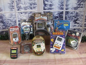 Vintage Hand Held Electronic Game-radica Pro Guide Bass Fishin-mga Ent-excalibur-yahtzee-milton Bradley- Pac-man-texas Holdem Poker - Etsy