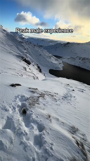 Exploring Scenic Snowdonia's Breathtaking Views