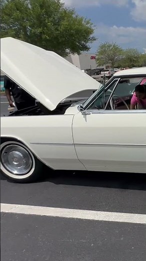 Beautiful Caddy - DeVille 1965