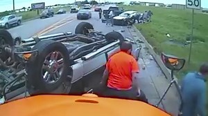 This Oklahoma school bus' dash cam captured a violent rollover crash. All the students aboard the bus were uninjured, but three other people in the crash had to be treated for injuries. Extra details: bit.ly/2p9EMjQ | KXAN News